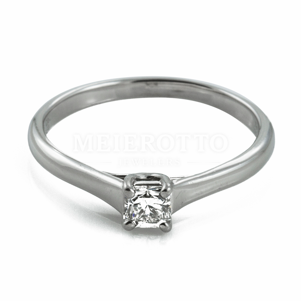 Tiffany & Co. 0.29 Carat Diamond Platinum Engagement Ring