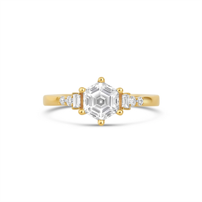 Engagement Collections Engagement Rings in Yellow Gold containing Diamond LB511-Y